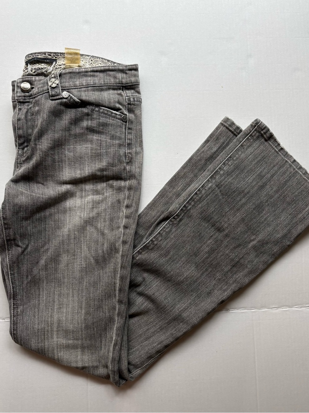 Elie Tahari gray wash denim jeans - Size 6